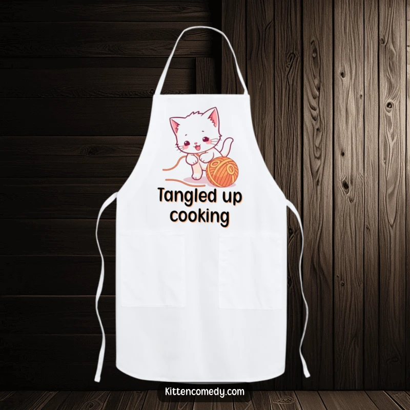 Funny kawaii kitten apron, playfully chasing yarn, a cute and charming addition to kitchen wear.